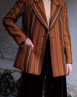 Get the ultimate 70s look with this vintage brown orange striped blazer! No buttons, just pure elegance. Perfect for any 70s enthusiast.