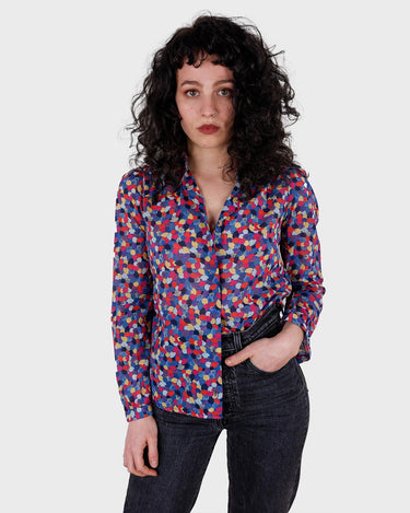 Sparkle like the '80s, but with of colors in this very thin and light transparent blouse. Please keep in mind, that some parts of the hem were handsewn /reworked by me (last photo).