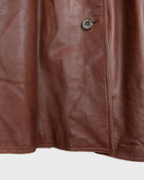 Timeless and effortlessly chic – this vintage women’s leather coat is made from lightweight genuine leather in a rich brown tone. Its relaxed silhouette flatters every figure, while the plush faux fur collar adds a hint of luxe. Perfect for layering through the seasons.