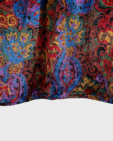 This eye-catching, color-popping 90s vintage blouse is just what your wardrobe yearned for! A timeless addition, the bold baroque print will add a funky flair to any outfit. Super-shiny fabric shimmers and shines, making it a must-have piece for sure!