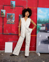 Ready for this 80s 90s vintage white diamond pattern leather vest? The light shimmer adds an an extra sparkle to any outfit.