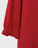 You can never go wrong with a classic! This Vintage 80s / 90s red blouse with the volant collar is as timeless as it gets. Lightweight and smooth, it's the perfect way to spruce up any outfit! Plus, what could be cuter than the unique pattern this blouse features? Get your hands on this timeless piece today!