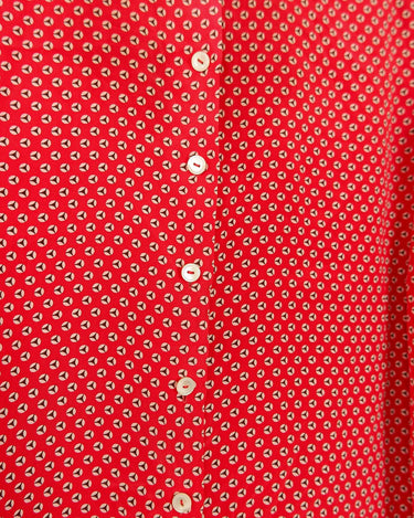 You can never go wrong with a classic! This Vintage 80s / 90s red blouse with the volant collar is as timeless as it gets. Lightweight and smooth, it's the perfect way to spruce up any outfit! Plus, what could be cuter than the unique pattern this blouse features? Get your hands on this timeless piece today!