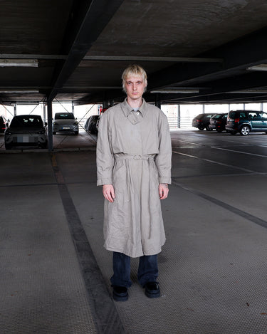 Vintage 80s grey belted trench coat with shoulder pads | L-XL