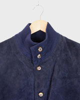 Wrap yourself up in this luxuriously soft, premium HANDCRAFTED Vintage 80s navy blue suede leather jacket (second to last photo shows the signature of the handcrafted work). Please keep in mind, that this jacket has some stains and flaws at the hem and sleeves, which I've already repaired.