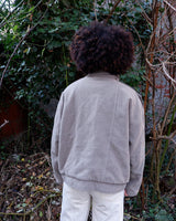 This vintage 80s grey wool jacket delivers effortless style with its bold, boxy fit and timeless design. Crafted from premium wool, it’s both warm and versatile for any occasion. A must-have for those who love classic fashion with a laid back vibe.