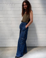 Time to class up your wardrobe with this vintage 90s checkered wool vest!