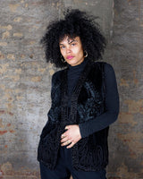 Dress to impress with this vintage 90s velvet blazer in XL! This one-of-a-kind piece features stunning pearl and floral applications, making it a true statement piece.