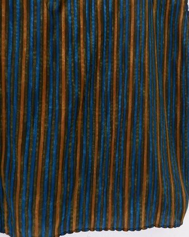 Vibe on all those 90s vibes with this one-of-a-kind vintage viscose top! Striped and with waving details, you can flaunt your style in this timeless piece. Just don't forget to bring the sunnies!