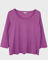 Sprinkle some sparkle into your wardrobe with this Y2k Laura Ashley pink glitter shirt! The 3/4 sleeves make it versatile for any occasion. This shirt is perfect for those who love a little extra shine in their outfits!