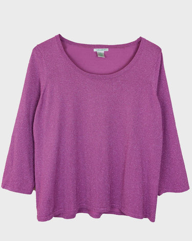 Sprinkle some sparkle into your wardrobe with this Y2k Laura Ashley pink glitter shirt! The 3/4 sleeves make it versatile for any occasion. This shirt is perfect for those who love a little extra shine in their outfits!