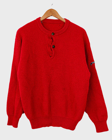 Ready to survive the cold winter days in this vintage 80s red thick wool sweater?