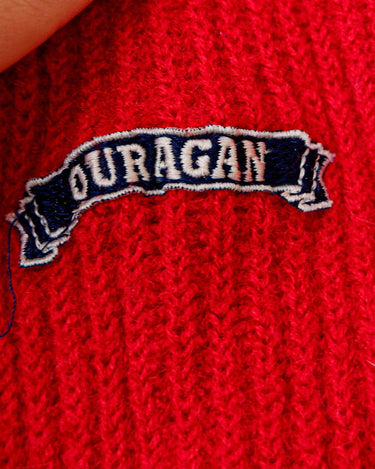 Ready to survive the cold winter days in this vintage 80s red thick wool sweater?