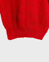 Ready to survive the cold winter days in this vintage 80s red thick wool sweater?
