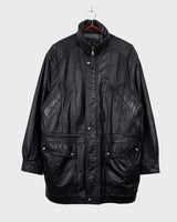 Add some edge to your wardrobe with this must-have preloved Westbury black leather coat. Perfect for cooler weather, this stylish piece will take any outfit to the next level!