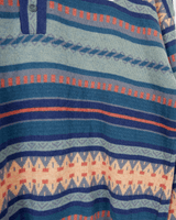 This cute Vintage 90s blue geometric pattern sweater (thin!) will have you feeling snazzy! You won't be able to deny the 80s / 90s's charm with its unique pink detailing - perfect for adding an extra splash of personality!
