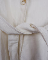 Slip into effortless luxury with this vintage Max Mara pure linen blouse — straight from the golden age of 90s Italian fashion. With its sharp lapels, sculpted silhouette, and waist-defining belt, it’s pure understated power dressing. Made from 100% premium linen, it’s light, luxe, and built for those sun-drenched days. Vintage Max Mara never goes out of style.