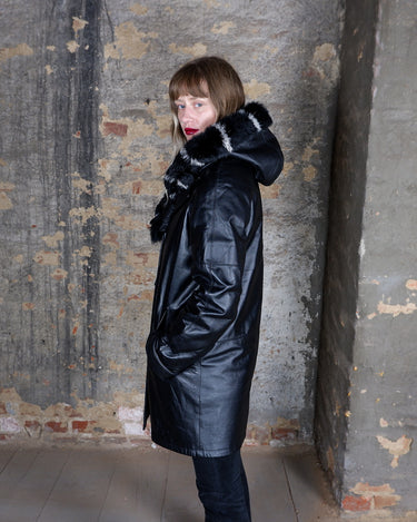 Vintage Y2k black leather short coat with removable hood and fur trim | M-L