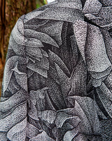 Make a statement with this vintage Escada blazer—bold, tailored, and anything but ordinary. Its detailed monochrome botanical print and iconic Escada cut turn timeless elegance into something effortlessly cool. A rare secondhand gem for lovers of slow fashion and sharp silhouettes, this piece brings instant edge to any outfit. Vintage luxury, with attitude.