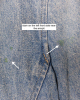 Add a touch of personality to your wardrobe with our Vintage 90s blue denim blazer. Featuring playful splashes of colorful pearls, this blazer exudes a fairy-like charm!