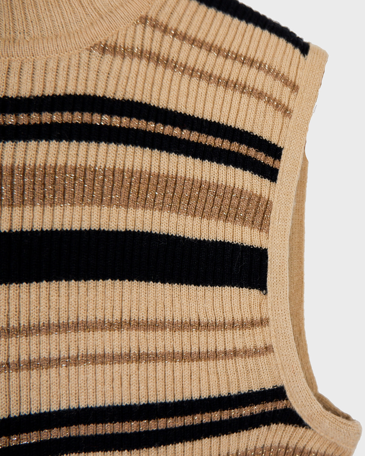 Get ready to slip into this vintage 90s shimmering brown striped turtleneck slipover!