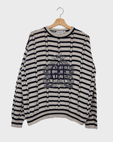 Ready to feel the Designer Giannefranco ferre? Slip into this Designer vintage sweater and let the stiched logo do the talking!