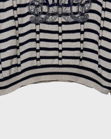 Ready to feel the Designer Giannefranco ferre? Slip into this Designer vintage sweater and let the stiched logo do the talking!