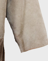 Snag this beige/grey leather jacket (thin) in size M. A timeless addition to any wardrobe!