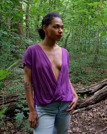 Vintage 80s 90s purple Georgette silk deep v-collar blouse | S-L