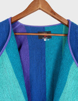 Revive the perfect 90s vibe with this must-have vest! From the deep blue color to the unforgettable frottee look, this Premium cotton vest is the ultimate throwback. Ready to rock M-L sizing, show off your style and get grooving!