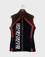 Stay snug with this Premium true vintage 90s Napapijri sherpa vest in a classic brown and black! Keep cozy and don't sleep on this vest. Please keep in mind, that this vest from this high quality brand has some pilling (last photos).
