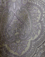 Say less. An original 70s piece from Italy with brown and purple paisley and a relaxed cut made to move. Vintage that speaks for itself. Worn with confidence.