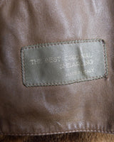 Dip into the vintage look with this super-cozy shearling coat! This classic brown beauty is made for keeping you warm on the chilliest of days. Now you can look as warm as you feel!