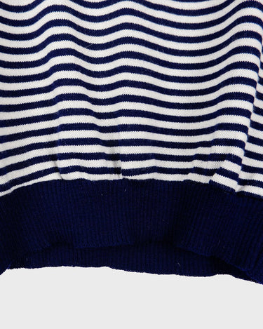 Sail off in style with this vintage 90s sailing sweater (very thin fabric)! Featuring navy blue stripes and a lightweight design, this sweater is perfect for a spring day. Get ready to sail in style!