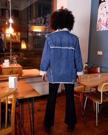 Add some edge to your style with our Premium Vintage 80s denim jacket. Lined for warmth and featuring unique metal hook up buttons, this jacket will make a statement and keep you cozy. Say goodbye to boring outerwear and hello to this denim dream!