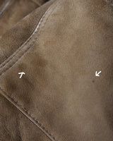 Dip into the vintage look with this super-cozy shearling coat! This classic brown beauty is made for keeping you warm on the chilliest of days. Now you can look as warm as you feel!