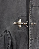 The Premium Vintage 90's ENERGIE black denim hooded jacket (used look) is the must-have item for those who want to add some edge to their wardrobe. Its unique design and quality materials give off a cool, laid-back vibe!