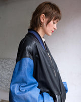 Unleash your inner rebel with this Vintage 80s Uncle Sam bomber leather jacket in size XL. Featuring a laid back, old-school vibe, this jacket exudes coolness and effortless style