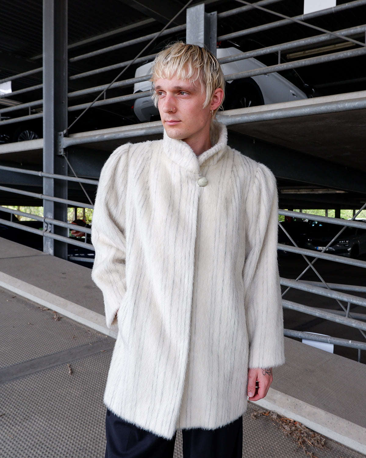 Premium Vintage 80s off white alpaca mohair jacket with shoulder