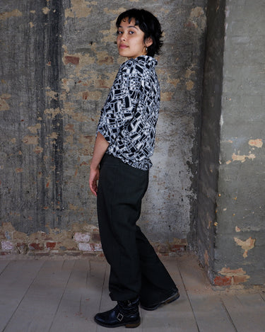 Vintage 90s Jungrau short sleeve crazy pattern shirt in black and white | S-L