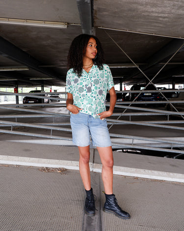 Vintage 90s green pattern silk (Crêpe Georgette) shirt | S-M