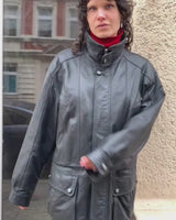Add some edge to your wardrobe with this must-have preloved Westbury black leather coat. Perfect for cooler weather, this stylish piece will take any outfit to the next level!