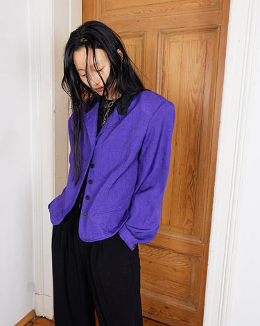 Vintage 80s shimmering purple ultrathin blazer with shoulder pads | M - L