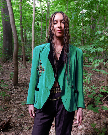 Vintage 80s smaragd green tailored blazer with baroque beaded embroidery & velvet details and shoulder pads | S