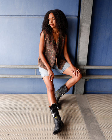 Vintage 80s DESCH leather vest with faded colorful paisley pattern, boho style | L-XL