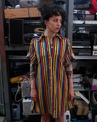 Score this far-out 70s dress! Festival-chic? Check! Pop of color? Got it! Stripes? Oh, yes! This cotton A-form dress is exactly what a 70s lover need! Ready for your next festival trip in this dress?