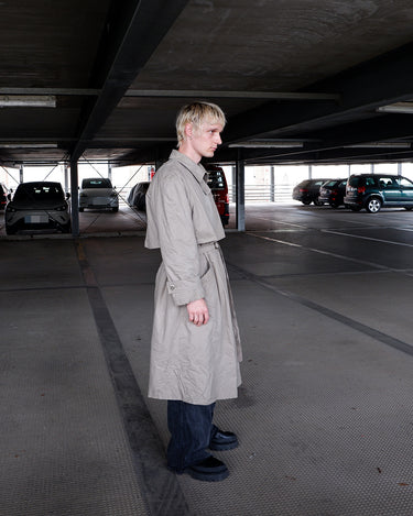 Vintage 80s grey belted trench coat with shoulder pads | L-XL