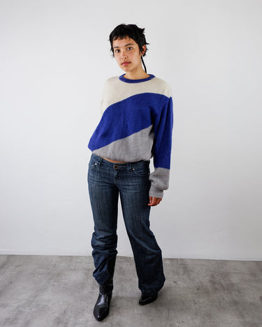 Vintage 80s AVON KNITWEAR striped sweater in white, blue and gray | M