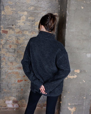 Vintage 90s SOUTH POLE dark grey (almost like black) turtlekneck fleece / teddy sweater | M-L