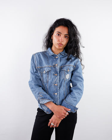 Vintage 90s mid-blue wash denim button-down shirt (lightweight jacket) | XS-S